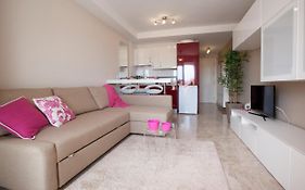 Beau Studio Meuble Avec Vue Mer